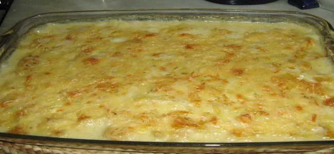 Bacalhau de Forno com Batatas (Bacalhau Gratinado) Bacalhau ao Forno