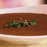 Sopa de Feijão com Batatas Deliciosa para fazer nos dias frios Sopa de Feijão