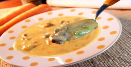 Sopa de Mandioquinha com Carne