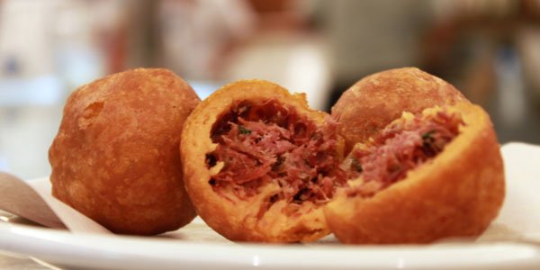 Bolinho de Abóbora com Carne Seca