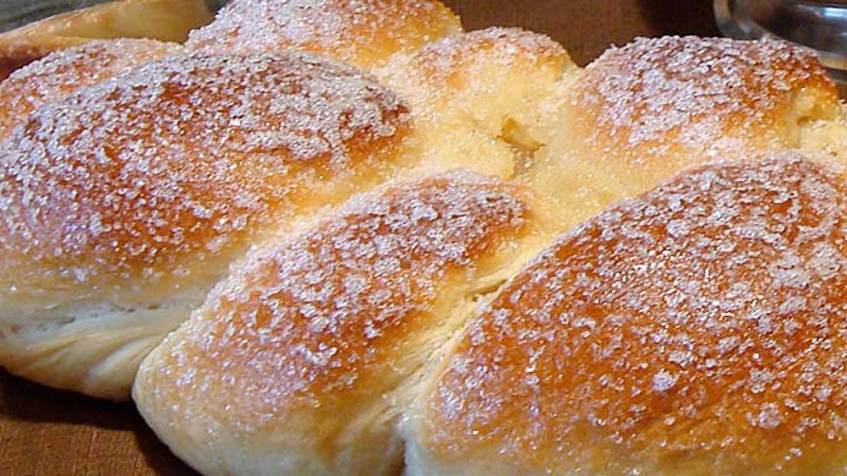 → Receita de Rosca com Creme Fácil (e maravilhosa) → Receita de Rosca com Creme Fácil (e maravilhosa)