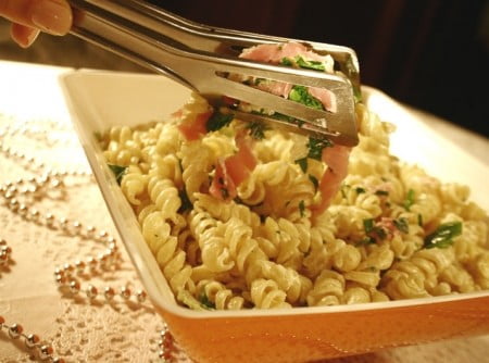 Insalata Fredda de Fusilli e Parma