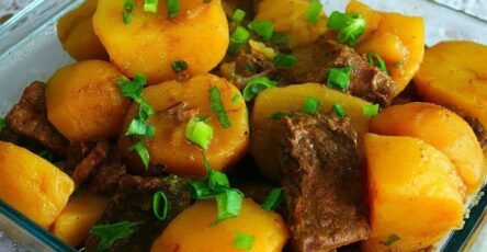 Carne de panela com batatas