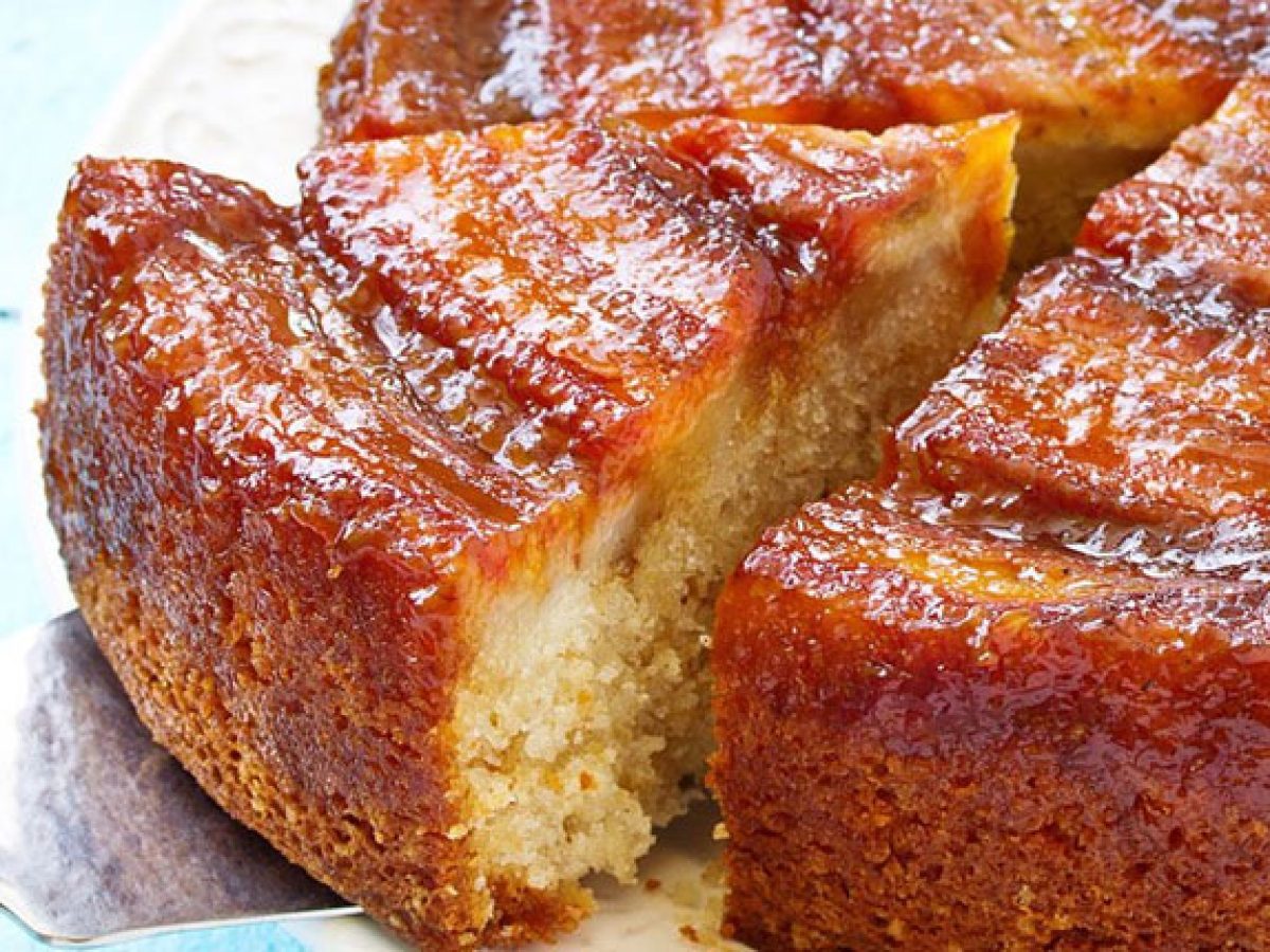 → BOLO DE BANANA FÁCIL (SAI RECHEADO DO FORNO)