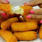 Croquete de queijo sem massa (salgado fácil e rápido) Receita de croquete de queijo sem massa