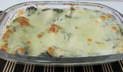 Lasanha de Brócolis com Molho Branco