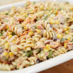 Salada de Macarrão com Maionese e Atum: Simples e Saborosa Salada de Macarrão com Maionese