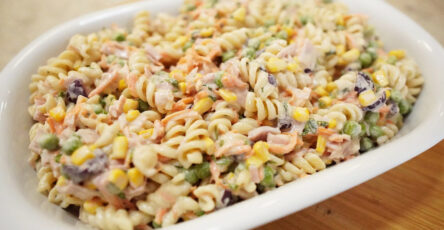 Salada de Macarrão com Maionese