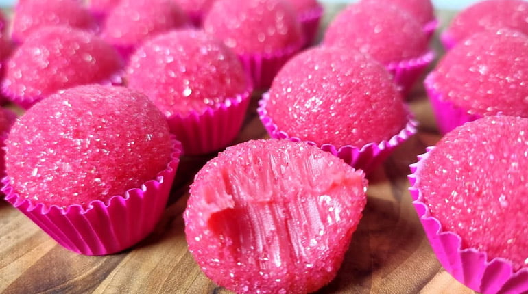 Bicho de Pé - Brigadeiro rosa de morango