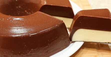 Pudim de chocolate com leite ninho