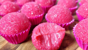 Brigadeiro Rosa de Morango (Bicho de Pé): Receita Fácil Brigadeiro Rosa
