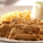 Estrogonofe de Carne Simples e Saboroso Receita de Strogonoff de carne fácil