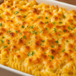 Macarrão parafuso no forno com queijo