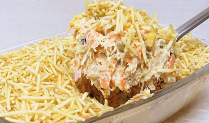 Salada de Frango com Batata Palha