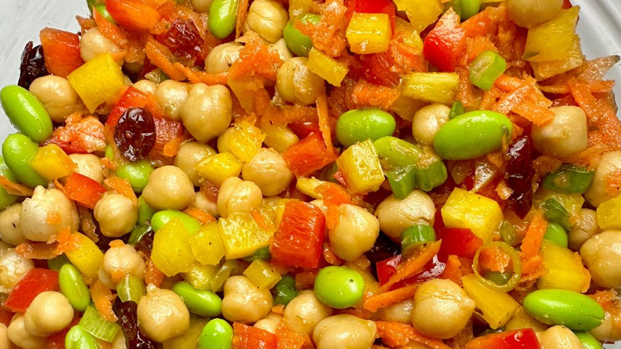 Salada de Grão-de-Bico Rápida e Fácil Salada de Grão de Bico