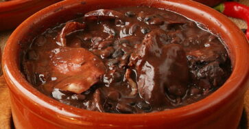 Receita fácil de feijoada completa