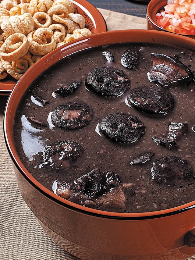 Receita fácil de feijoada completa