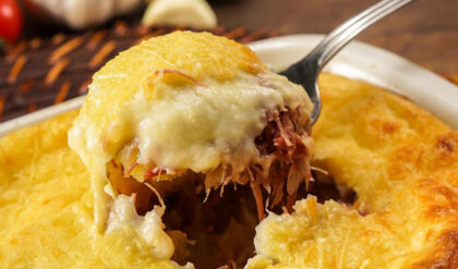 Escondidinho de Carne Seca Cremoso Escondidinho de Carne Seca Cremoso