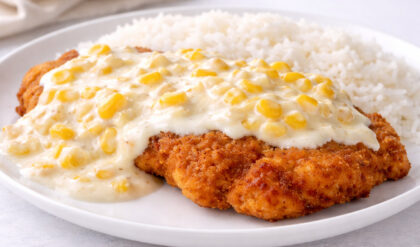 Frango empanado com creme de milho