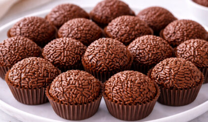 Como Fazer Brigadeiro Fácil: Receita Passo a Passo Receita de brigadeiro fácil