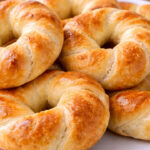 Rosquinhas de Creme de Leite Assadas Rosquinhas assadas fáceis e deliciosas