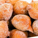 Receita de Bolinho de Chuva Simples e Fácil de Fazer