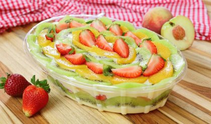 Receita de pavê de frutas para o natal