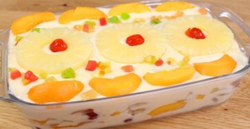 Receita de Pavê de Abacaxi com Frutas