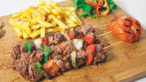 Como planejar um churrasco em casa com a família Dicas para churrasco em casa