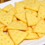 Biscoitos Salgados de Queijo Caseiros
