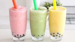 Chá de Bolhas Caseiro (Bubble Tea) Chá de Bolhas Caseiro (Bubble Tea)