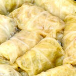 Charuto de Repolho com carne moída fácil e delicioso Charuto de repolho