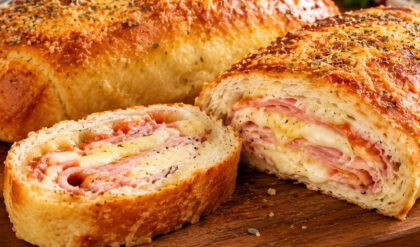 Pão Segura-Marido (Recheado com Presunto e Queijo) Pão Segura-Marido Recheado