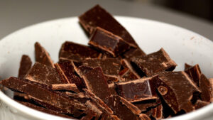 Chocolate Vegano Caseiro: Receita Rápida e Fácil Chocolate vegano caseiro