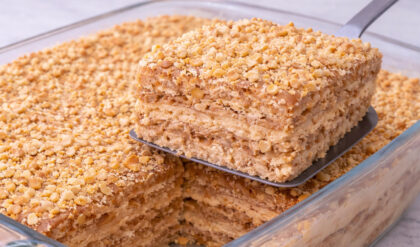 Pavê de amendoim com doce de leite