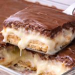 Pavê de chocolate fácil com biscoitos de maisena