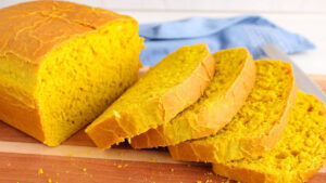 Pão Caseiro de Abóbora: Fofinho, Dourado e Delicioso Pão de Abóbora Caseiro