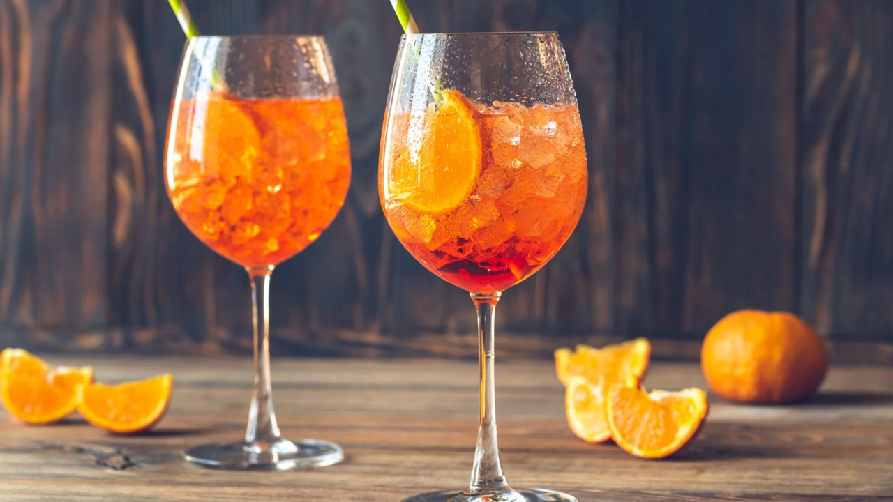 Como fazer Aperol Spritz (Receita Original do Drink) Drink Aperol Spritz
