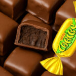 Bombom Caribe Caseiro (Chocolate com Bananas Maduras) Bombom Caribe Caseiro