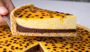 Torta de Mousse de Maracujá com Chocolate Torta Mousse de Maracujá com chocolate