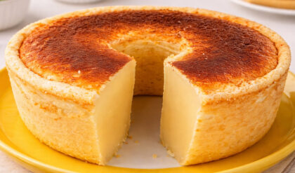 Bolo Mole de Liquidificador com Leite Condensado