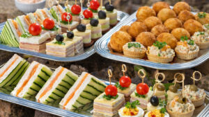 Receitas de Entradas: 27 Opções de Petiscos e Salgadinhos Opções de entradas (petiscos e salgadinhos)