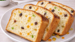Pão Caseiro Doce com Frutas Cristalizadas Pão Caseiro Doce com Frutas Cristalizadas