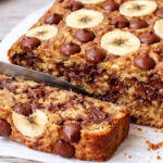 Bolo de banana com chocolate