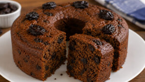 Bolo de Ameixa Simples e Fácil (no Liquidificador) Bolo de ameixa