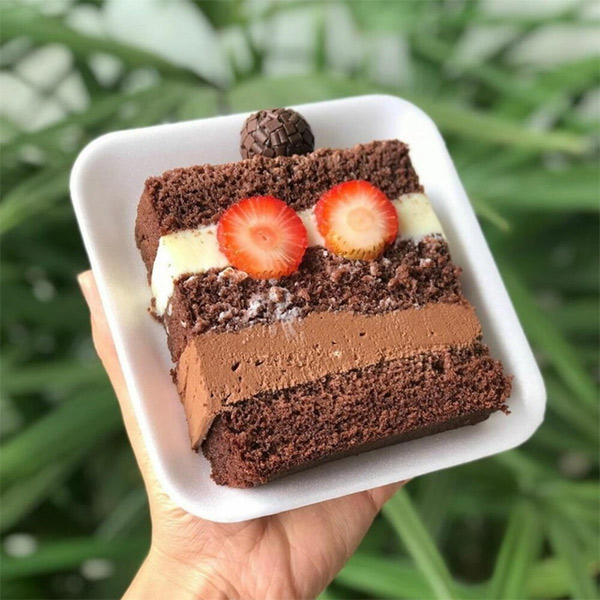 Bolo em Fatias para Vender (Slice Cake): Guia Completo Fatia de bolo bem bonita