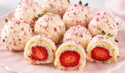 Morango Cravejado com brigadeiro branco
